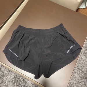 Lululemon hotty hot shorts size 10